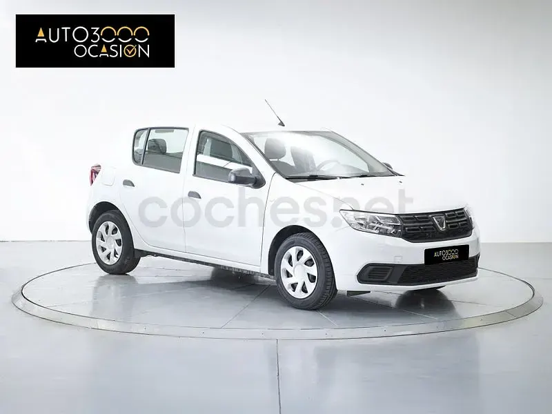 Usado Dacia Sandero Essentiel 100 CV (73 kW) 2020 Blanco Berlina
