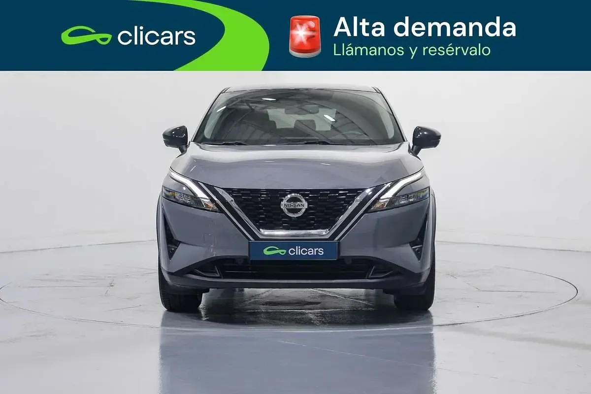 Usado Nissan Qashqai Acenta 140 CV (102 kW) 2022 Gris SUV