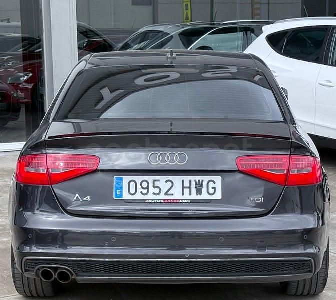 Usado Audi A4 S-Line 150 CV (110 kW) 2014 Gris / plata Berlina