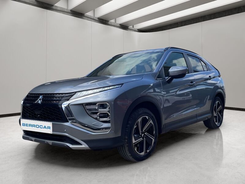 Gris Usado 2022 Mitsubishi Eclipse Cross SUV | 24.500 € (Un poco caro) - Imagen 1/4