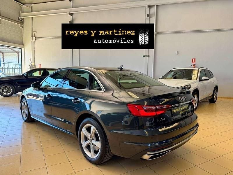 Usado Audi A4 Advanced 163 CV (119 kW) 2020 Gris Berlina