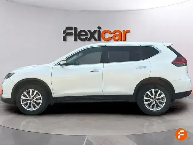 Usado Nissan X-Trail Acenta 150 CV (110 kW) 2020 Gris / plata SUV