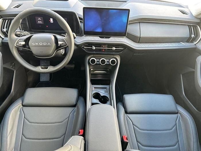 Nuevo Skoda Kodiaq 204 CV (150 kW) 2025 Gris SUV