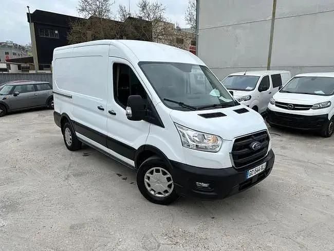 Usado Ford Transit 130 CV (95 kW) 2022 Blanco Berlina