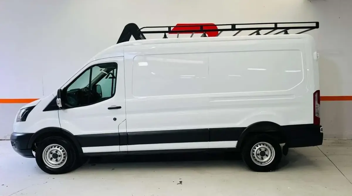 Usado Ford Transit Ambiente 131 CV (96 kW) 2020 Blanco Van
