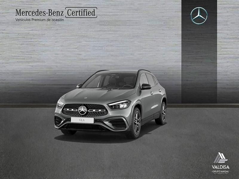 Usado Mercedes GLA200 163 CV (119 kW) 2025 Gris SUV