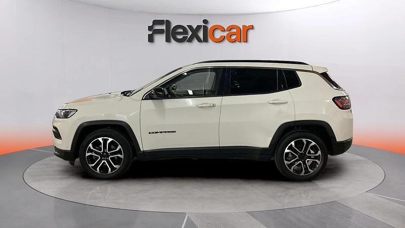 Occasion Jeep Compass Longitude 131 ch (96 kW) 2022 Blanc SUV