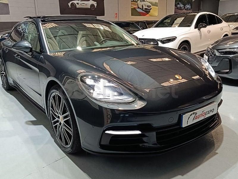Usado Porsche Panamera Sport Turismo 440 CV (323 kW) 2017 Gris / plata Familiar