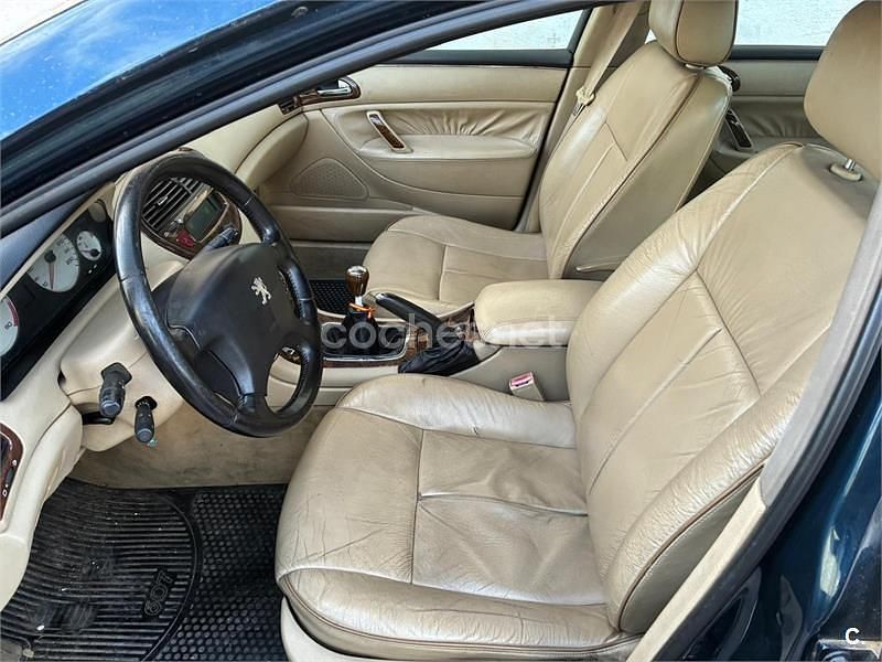 Usado Peugeot 607 136 CV (100 kW) 2001 Azul Berlina