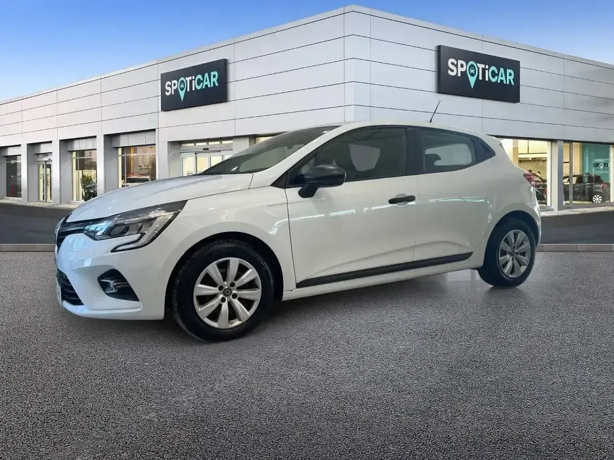Usado Renault Clio Evolution 100 CV (73 kW) 2022 Blanco Utilitario