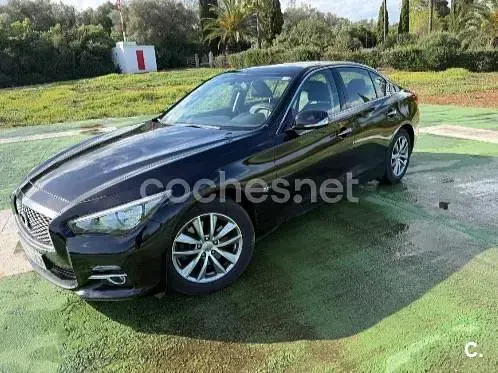 Usado Infiniti Q50 170 CV (125 kW) 2017 Negro Berlina