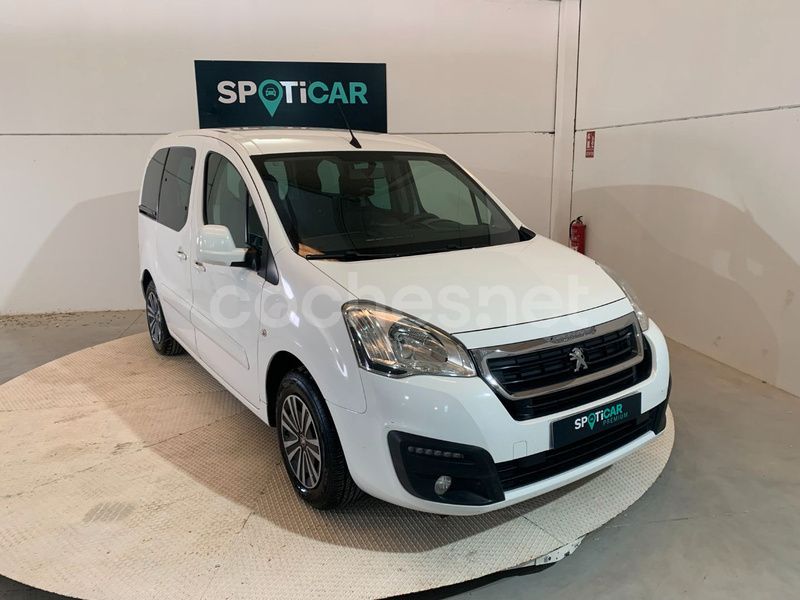 Blanco Usado 2016 Peugeot Partner Tepee Outdoor Monovolumen | 10.900 € (Un poco caro) - Imagen 1/4