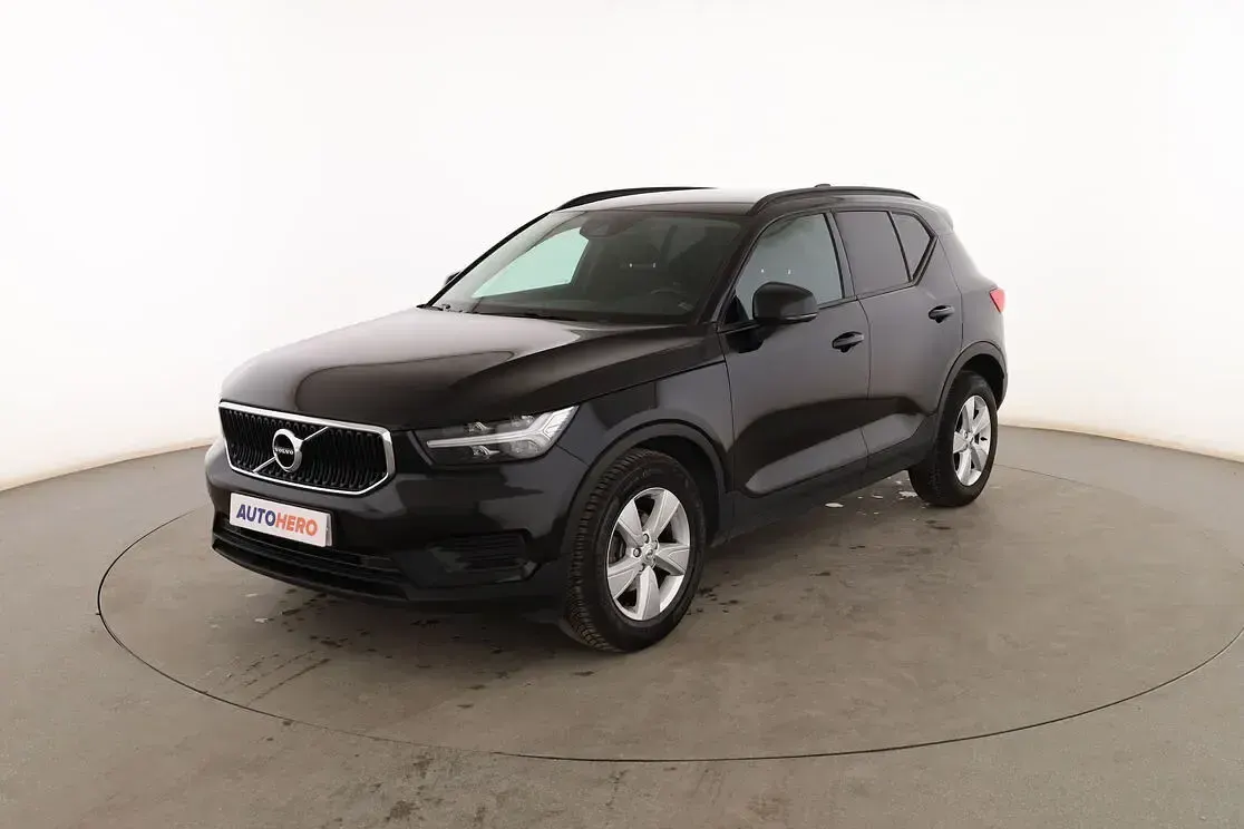 Usado Volvo XC40 Momentum 129 CV (94 kW) 2021 SUV