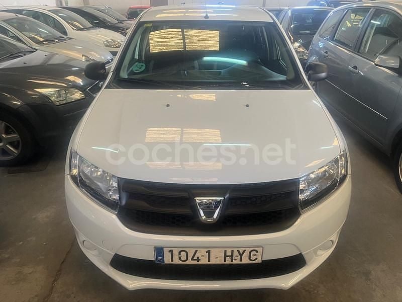 Blanco Usado 2014 Dacia Logan Ambiance Berlina | 5000 € (Buen precio) - Imagen 1/4