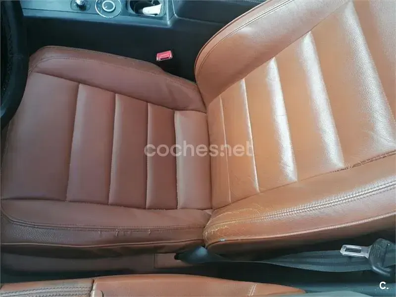 Usado VW Touareg 225 CV (165 kW) 2006 Negro SUV