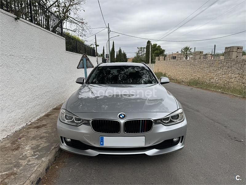 Usado BMW 318 143 CV (105 kW) 2014 Gris / plata Familiar