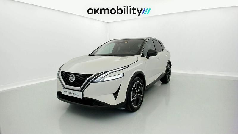 Blanc lunaire / noir Usado 2022 Nissan Qashqai Tekna SUV | 20.960 € (Super precio) - Imagen 1/4