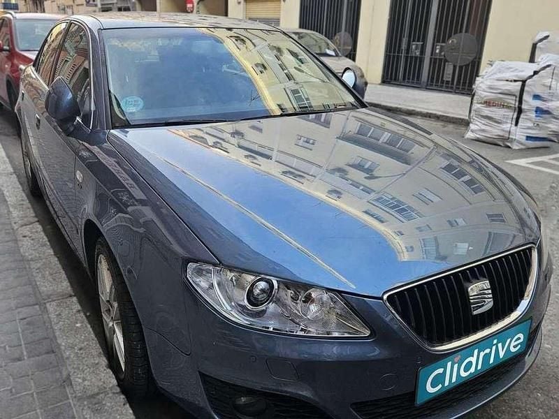 Usado Seat Exeo Sport 200 CV (147 kW) 2009 Azul Berlina