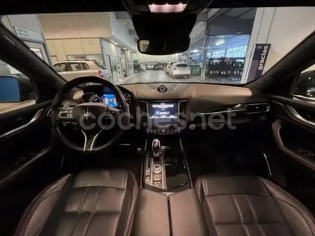 Usado Maserati Levante 430 CV (316 kW) 2017 Gris / plata SUV