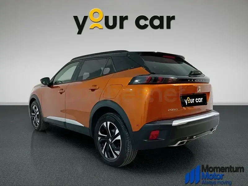 Usado Peugeot 2008 GT 130 CV (95 kW) 2021 Naranja SUV