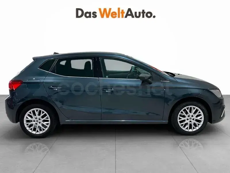 Usado Seat Ibiza XCELLENCE 115 CV (84 kW) 2024 Gris Utilitario