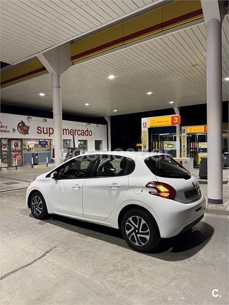 Usado Peugeot 208 Business-Line 68 CV (50 kW) 2014 Blanco Utilitario