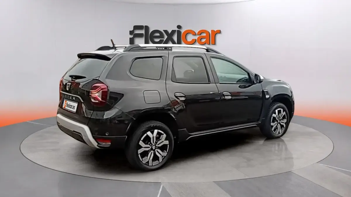 Usado Dacia Duster Comfort 116 CV (85 kW) 2021 Negro SUV