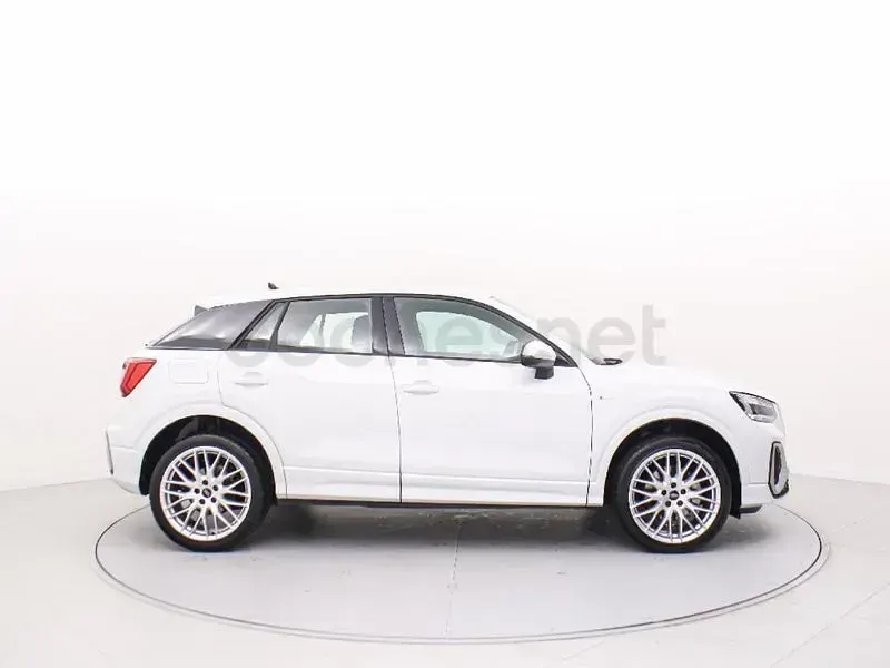 Usado Audi Q2 150 CV (110 kW) 2024 Blanco SUV