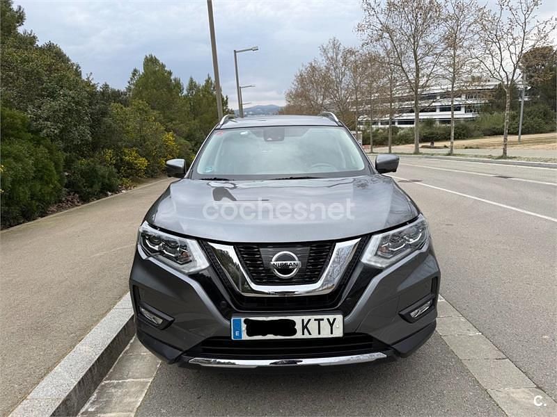 Usado Nissan X-Trail Tekna 163 CV (119 kW) 2019 Gris / plata SUV