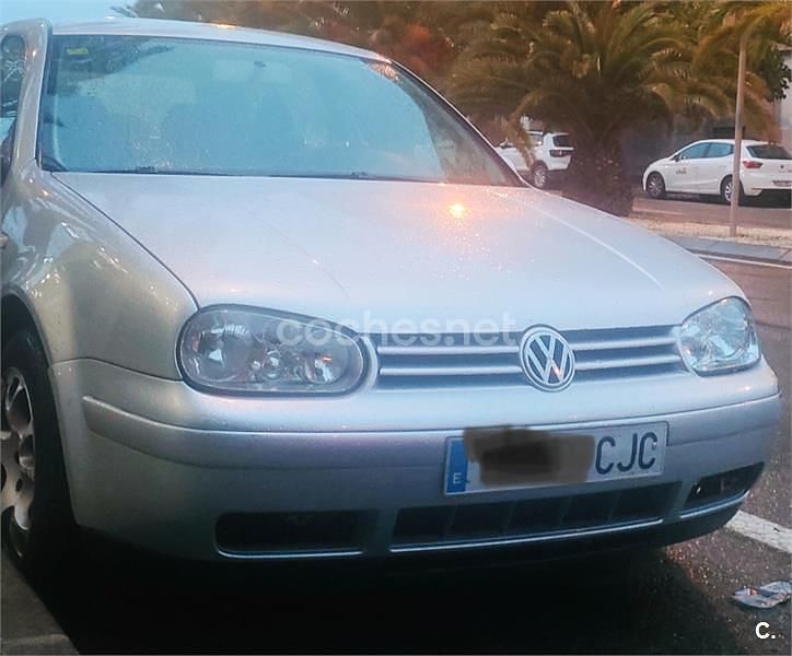 Usado VW Golf IV 110 CV (80 kW) 2003 Gris / plata Berlina