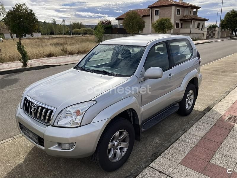 Gris / plata Usado 2004 Toyota Land Cruiser SUV | 16.900 € (Caro) - Imagen 1/4