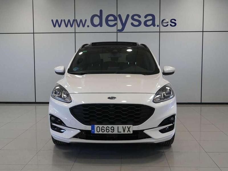 Usado Ford Kuga ST-Line 190 CV (139 kW) 2022 Blanco SUV