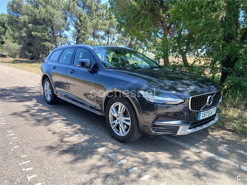Gris / plata Usado 2019 Volvo V90 CC Familiar | 21.900 € (Buen precio) - Imagen 1/4
