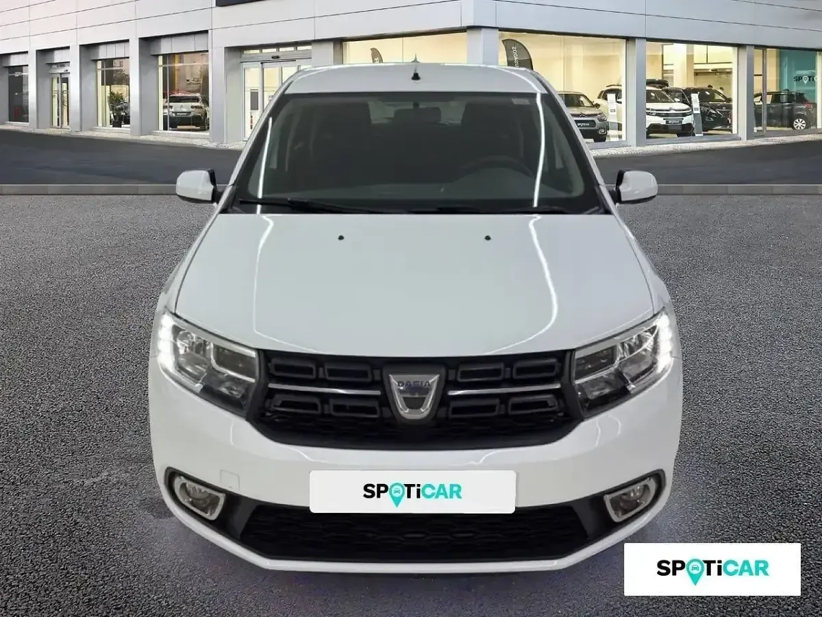 Usado Dacia Sandero Comfort 95 CV (69 kW) 2020 Blanco Berlina
