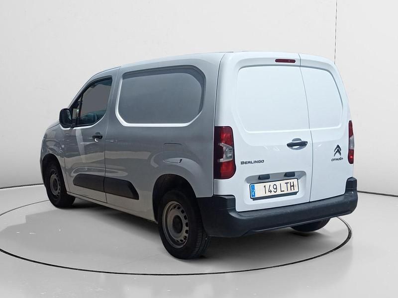 Usado Citroën Berlingo 100 CV (73 kW) 2021 Blanco Monovolumen