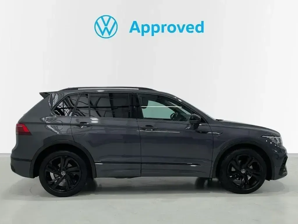 Usado VW Tiguan R-line 150 CV (110 kW) 2022 Gris SUV