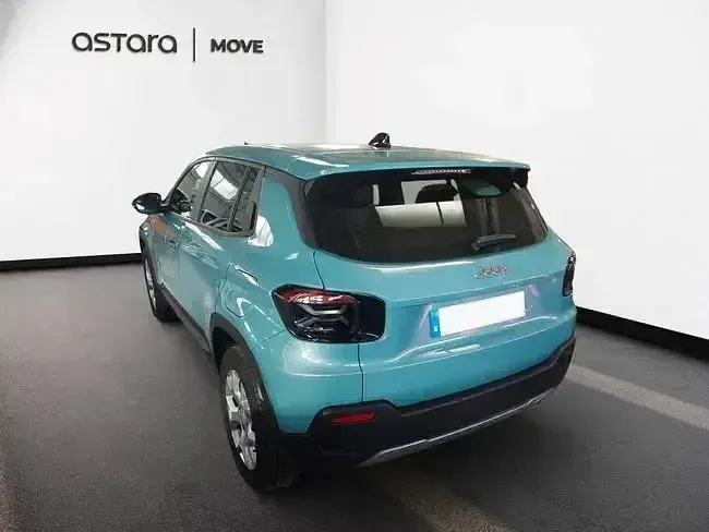 Usado Jeep Avenger Altitude 100 CV (73 kW) 2023 Azul SUV