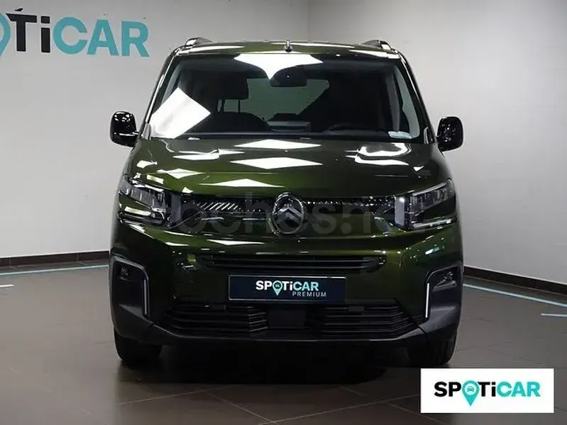 Nuevo Citroën Berlingo 100 CV (73 kW) 2026 Verde Monovolumen