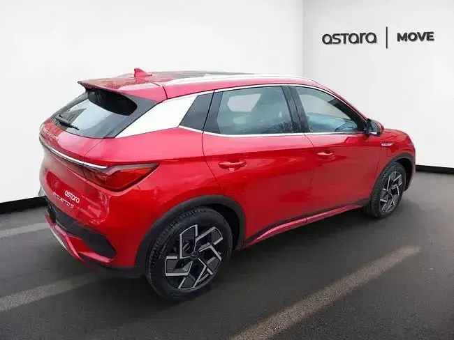 Usado BYD Atto 3 Comfort 150 kW (204 CV) 2024 Rojo