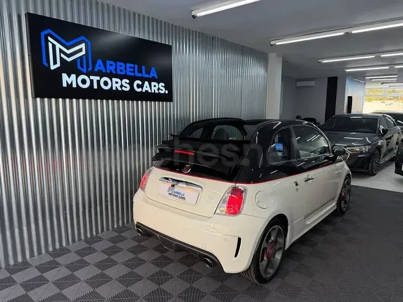 Usado Abarth 500C Turismo 160 CV (117 kW) 2013 Beige Descapotable
