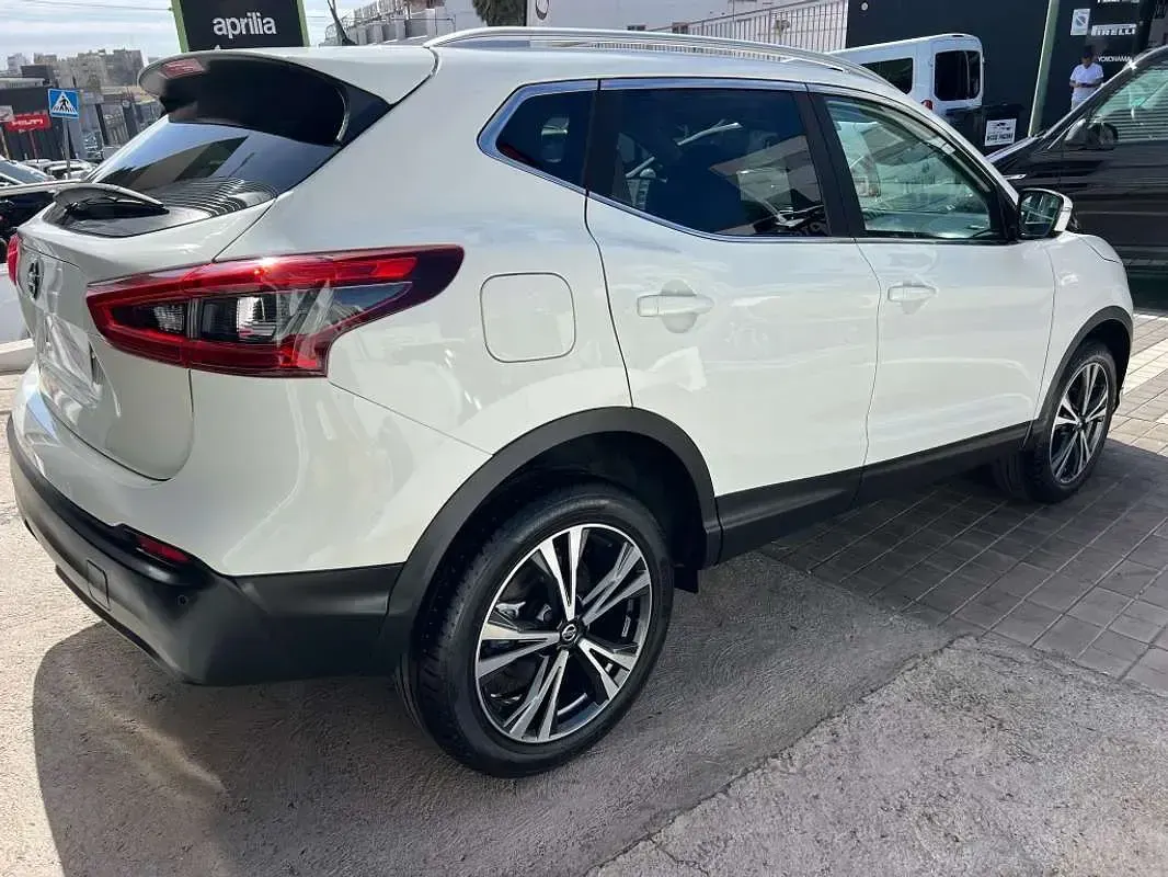 Usado Nissan Qashqai N-Connecta 140 CV (102 kW) 2020 Blanco SUV