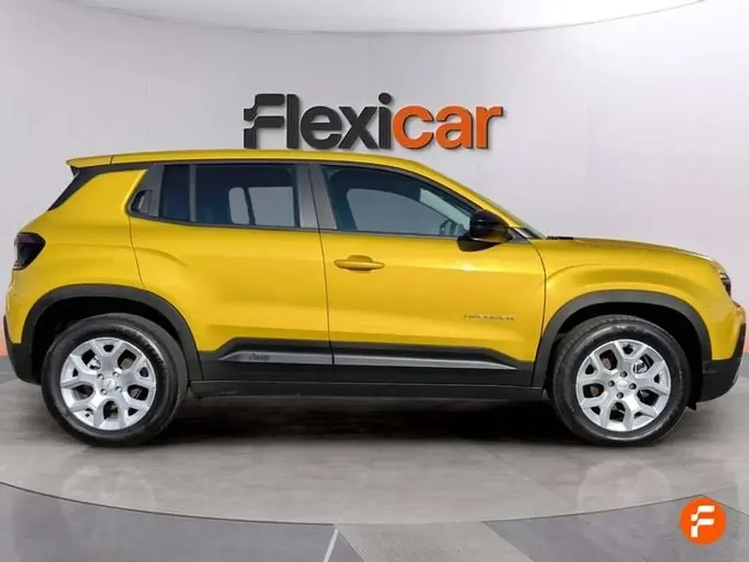Usado Jeep Avenger Altitude 101 CV (74 kW) 2025 Amarillo SUV