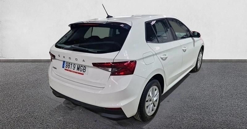 Usado Skoda Fabia Ambition 95 CV (69 kW) 2023 Utilitario