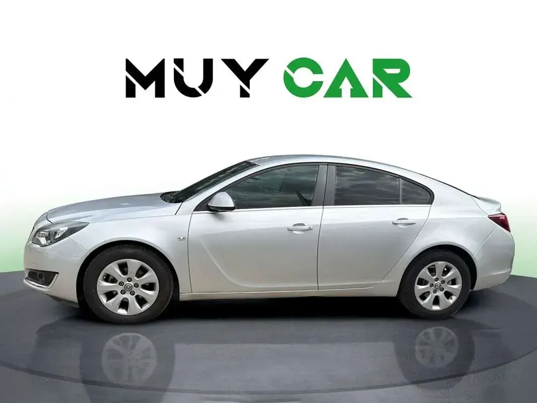 Usado Opel Insignia Business 120 CV (88 kW) 2017 Gris Familiar
