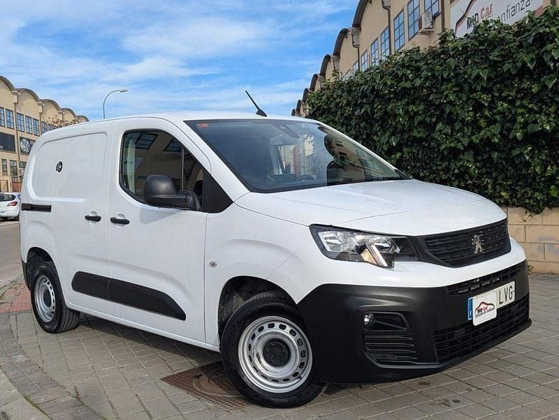 Usado Peugeot Partner Premium 102 CV (75 kW) 2022 Blanco Monovolumen