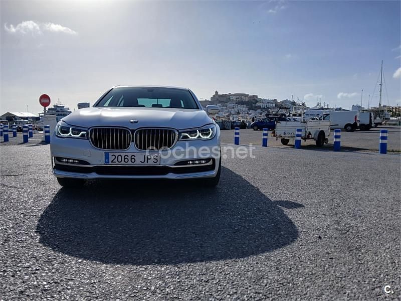 Usado BMW 730 265 CV (194 kW) 2016 Blanco Berlina
