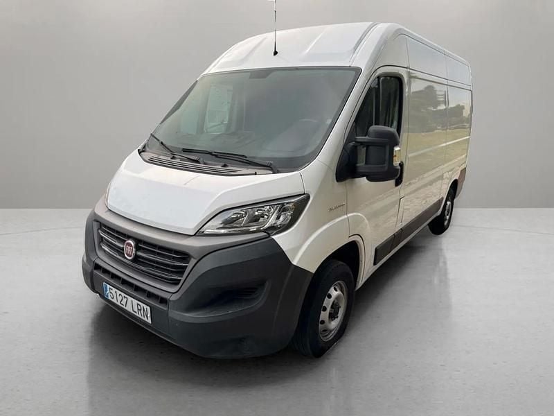 Blanco Usado 2021 Fiat Ducato Van | 19.900 € (Buen precio) - Imagen 1/4