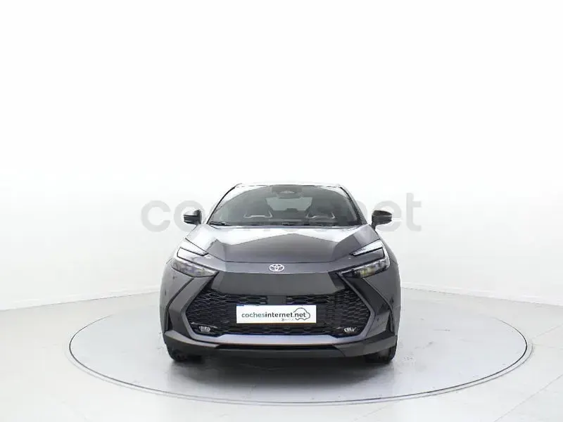 Usado Toyota C-HR Advance 140 CV (102 kW) 2025 Gris / plata SUV