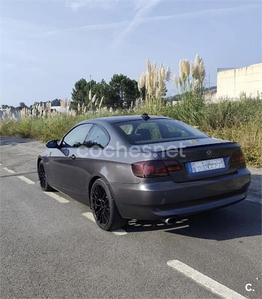 Gris / plata Usado 2009 BMW 320 Coupe | 9800 € (Precio justo) - Imagen 1/2