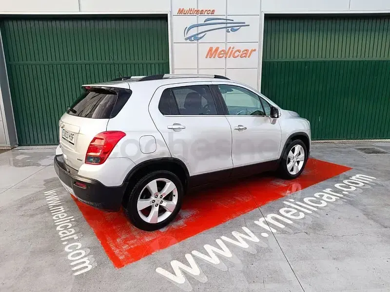 Usado Chevrolet Trax LT 130 CV (95 kW) 2013 Gris / plata SUV